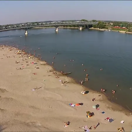 Hero 4 Sterne