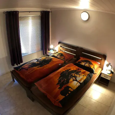 Holiday home Hero 4 Sterne Baja