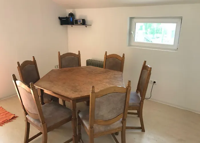 Semesterbostad Hero 4 Sterne *